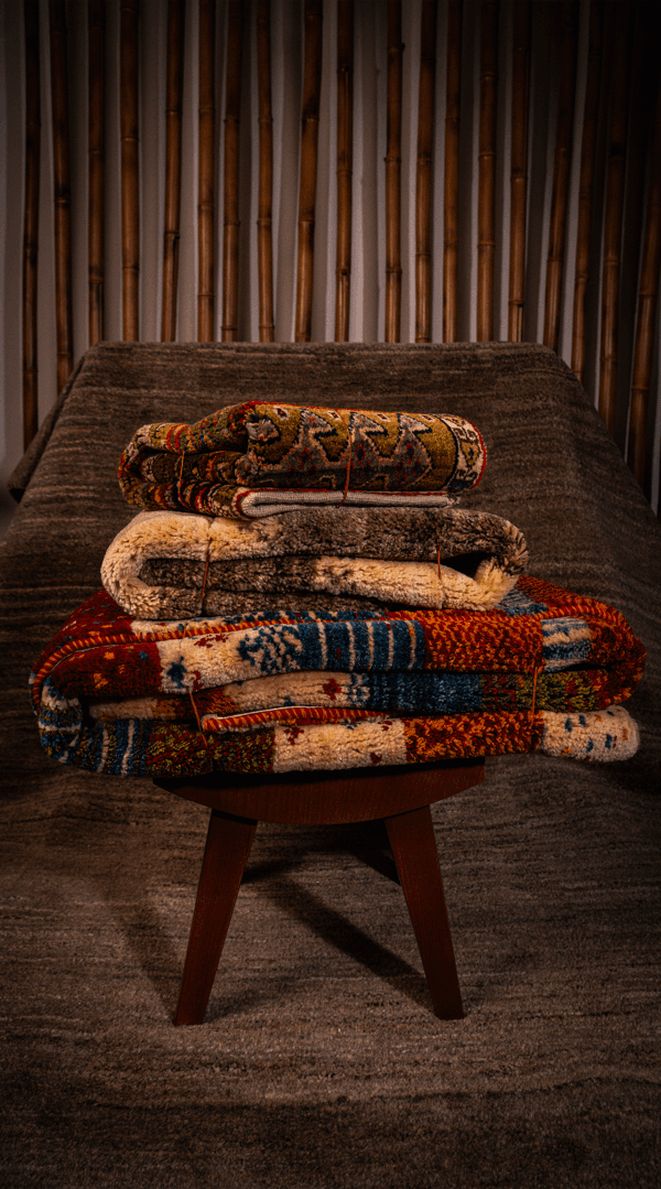Colours of the Plateau: Natural Dyes in Persian Weaving